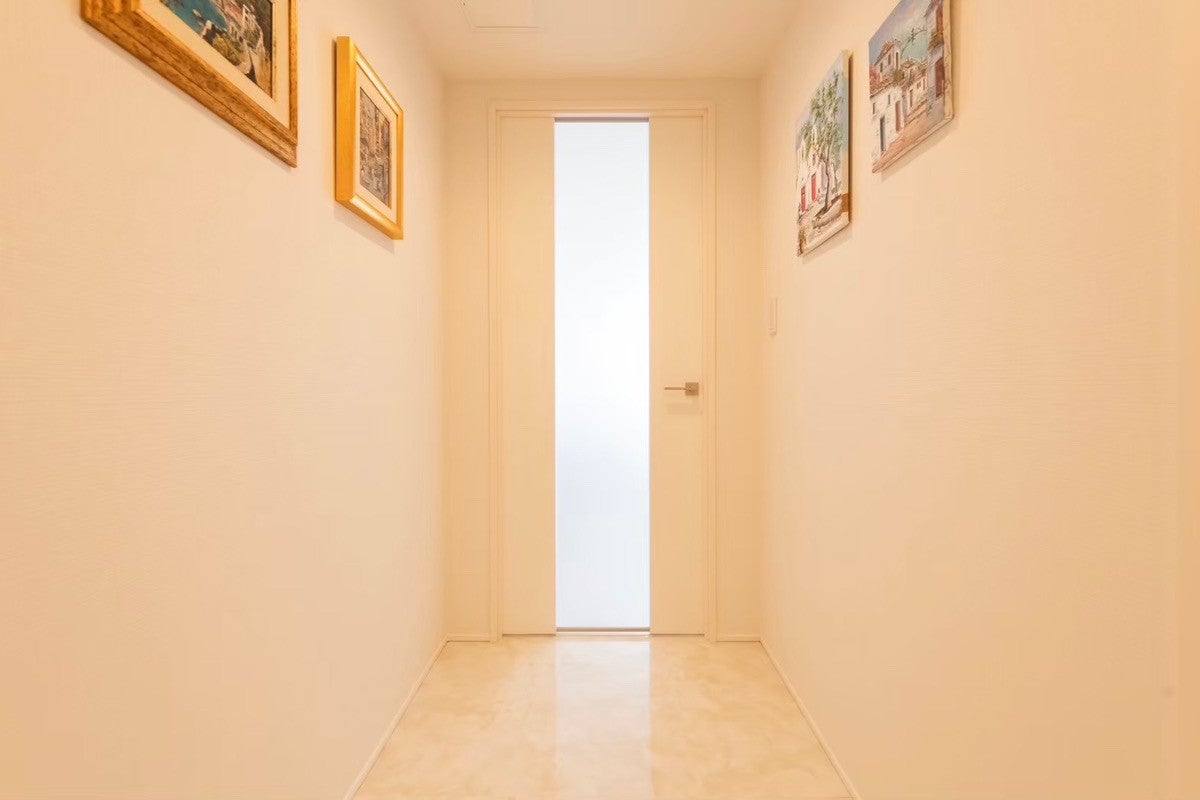 廊下の建具を変えると